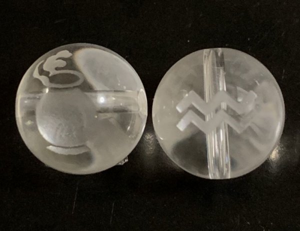 画像2: 天然石彫り水晶12星座（みずがめ座）＆アクアマリン＆エンジェライトのストラップ (2)