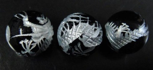 画像2: 天然石オニキス銀彫り青龍12mm玉＆チベットメノウ（天眼石）&ラリマーのブレスレット (2)
