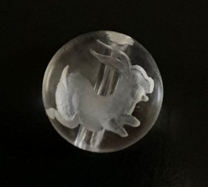 画像2: 天然石彫り水晶卯(うさぎ)12mm玉  5粒セット