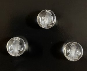 画像3: 天然石彫り水晶申(さる)12mm玉  5粒セット