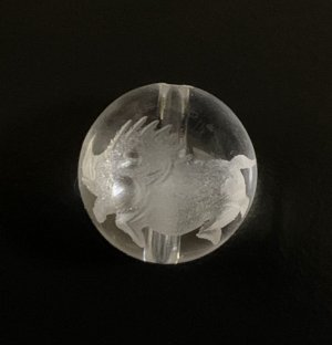 画像2: 天然石彫り水晶 亥(いのしし) 12mm玉  5粒セット