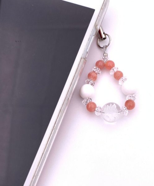 画像4: 天然石彫り水晶12星座（しし座）＆インカローズ＆ホワイトオニキスのストラップ (4)