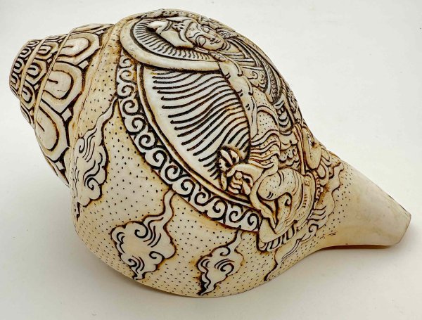 画像2: ◆チベット密教法具　法螺貝（シャンカ）パドマサンババ(グル・リンポチェ)-3 (2)