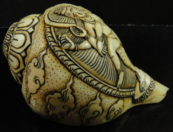 法螺貝（シャンカ）クベーラ（毘沙門天）シャクティ - 美術品