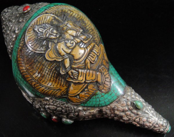 画像1: チベット密教法具　法螺貝（シャンカ）silver925製グリーンターラー（緑多羅菩薩） (1)